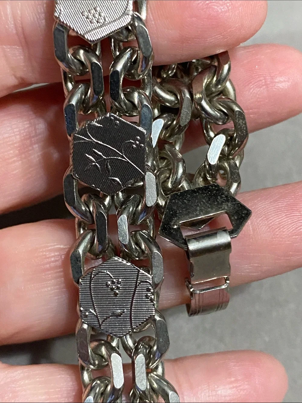 Silver Chain Link Bracelet with Textured Hex Medallions w/ Flowers